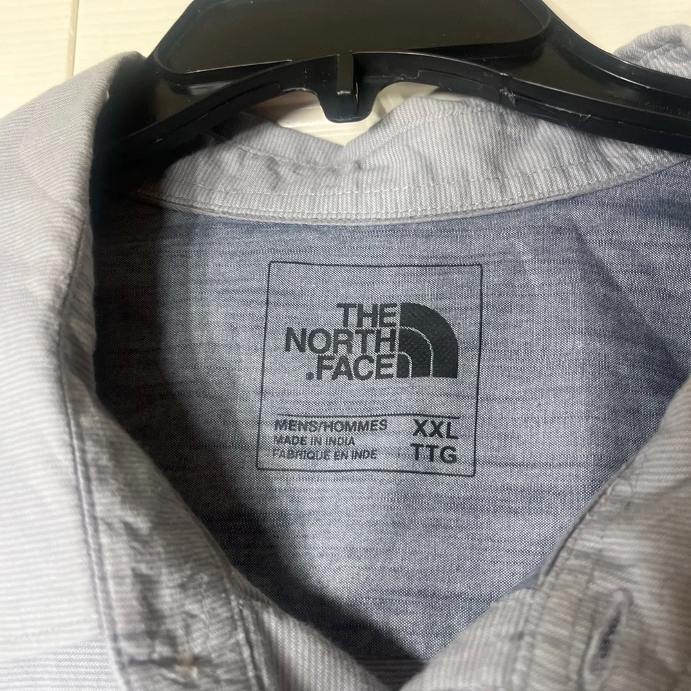 The North Face Men's Gray Short Sleeve Button‎ Down Shirt Size XXL